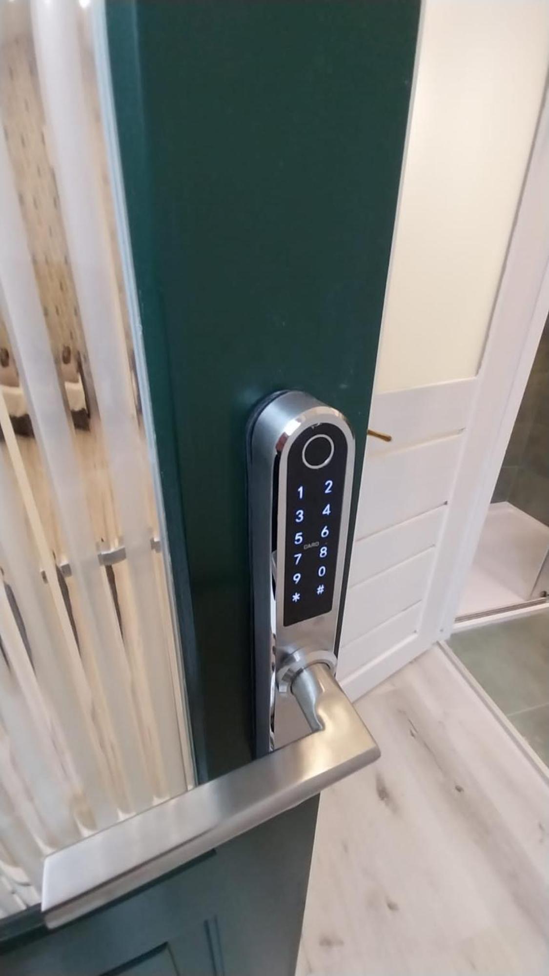 Szekely Apartment Near Deak Ferenc Square With Free Parking In Garage 부다페스트 외부 사진