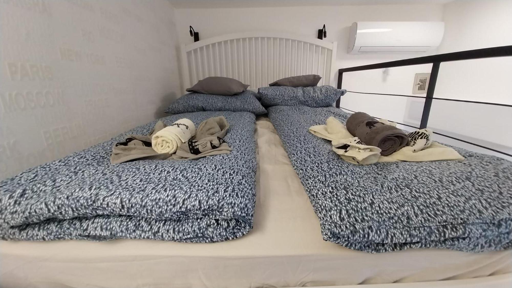 Szekely Apartment Near Deak Ferenc Square With Free Parking In Garage 부다페스트 외부 사진