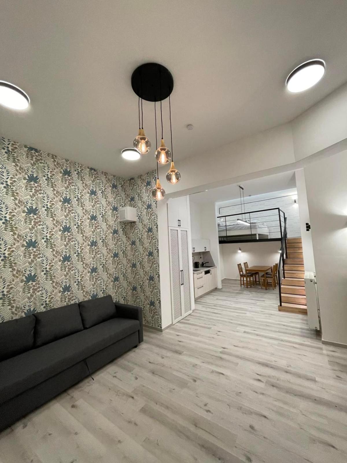Szekely Apartment Near Deak Ferenc Square With Free Parking In Garage 부다페스트 외부 사진